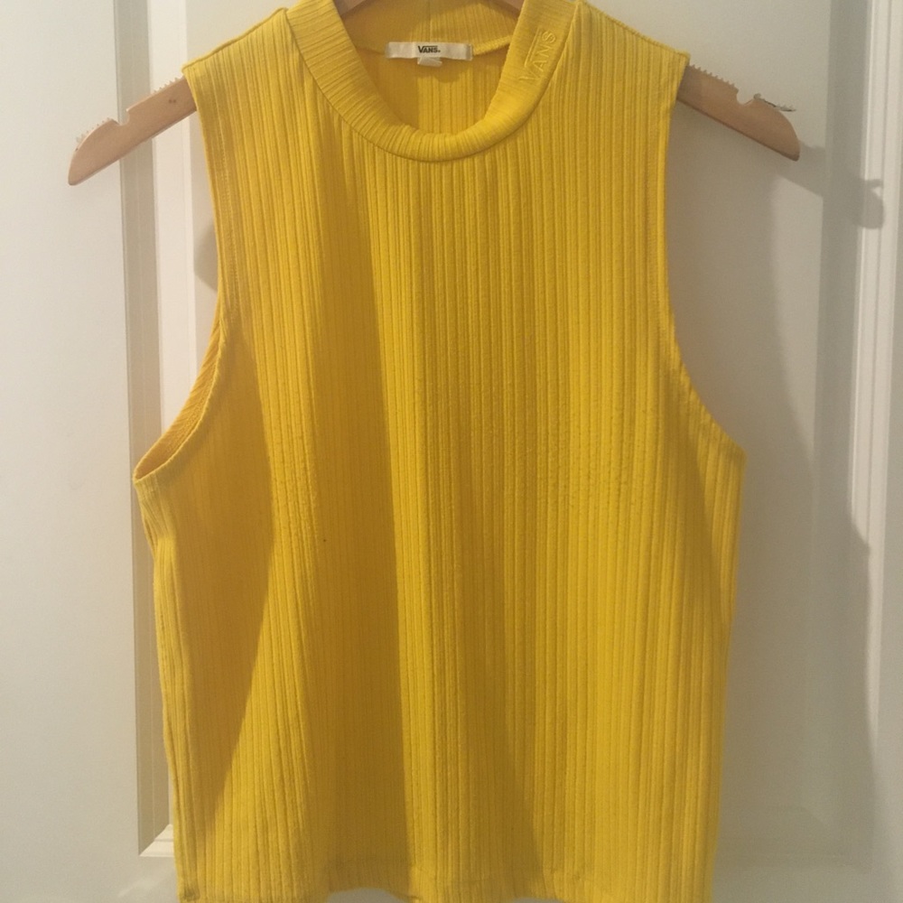 Muscle tee